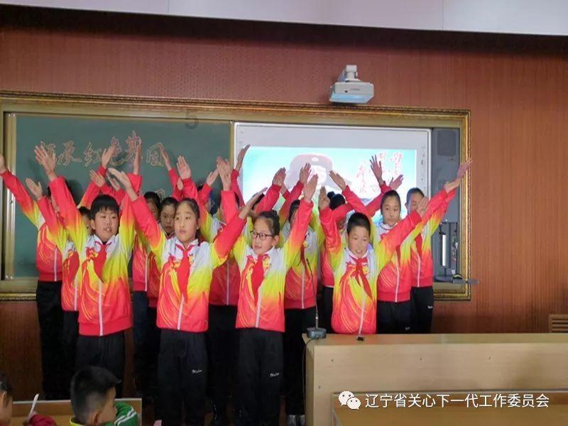 「很多网友认为李庚希的古装造型一般,那她的现代装怎么样?」-专业问答平台,解答你的疑问